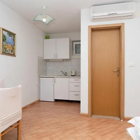 Urlic Apartamento *
